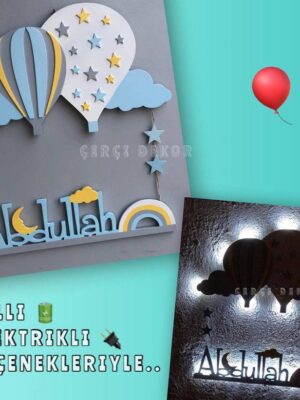 Mavi ve sarı tonlarda uçan balon ve gökkuşağı figürlü, Abdullah ismine özel hazırlanmış pilli ve elektrikli seçenekli led ışıklı ahşap bebek odası isimliği.