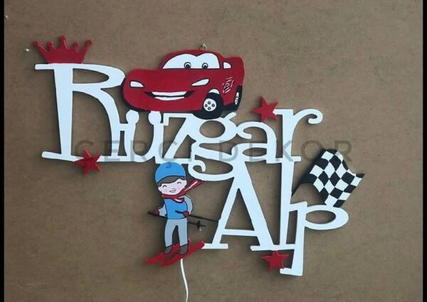 Rüzgar Alp İsme Özel Işıklı Duvar Panosu - Şimşek McQueen ve Yarış Temalı